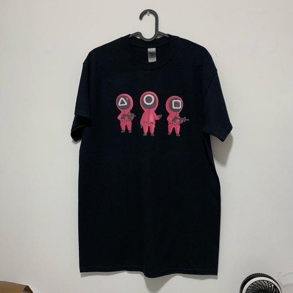 Squid Game T-Shirt - Picture 2 of 6